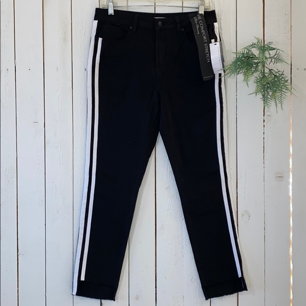 Signature Studio Pants - Picture 1 of 7